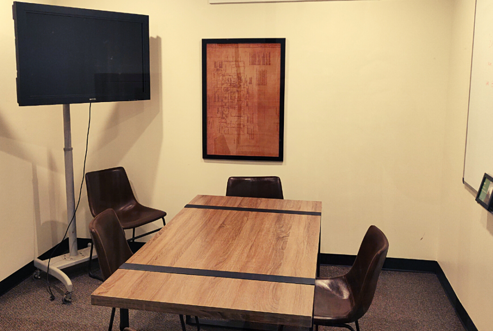 Rent a meeting room for a day in Indianapolis